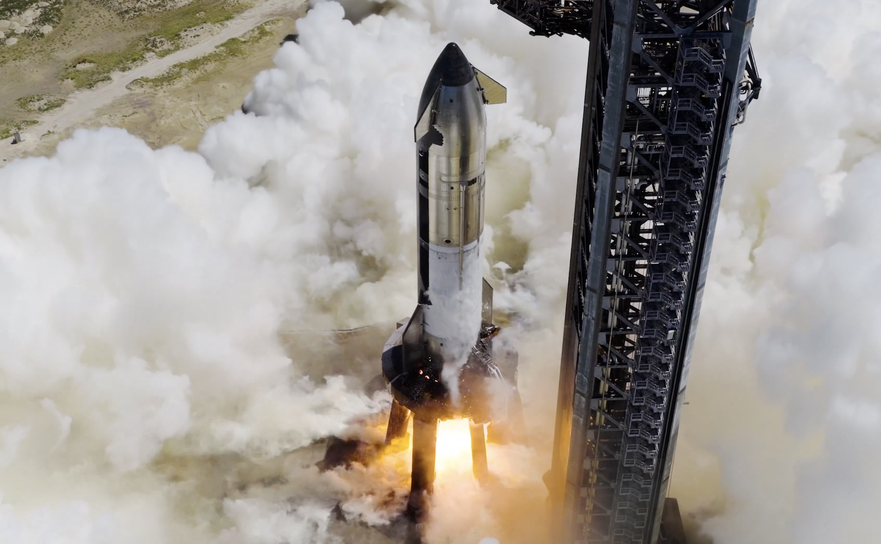 SpaceX Launches First Starship Version 3 on Indian Ocean Test