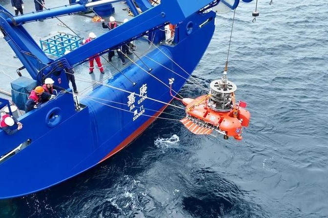 Chinese Underwater Robots Transform Marine Ranching Operations