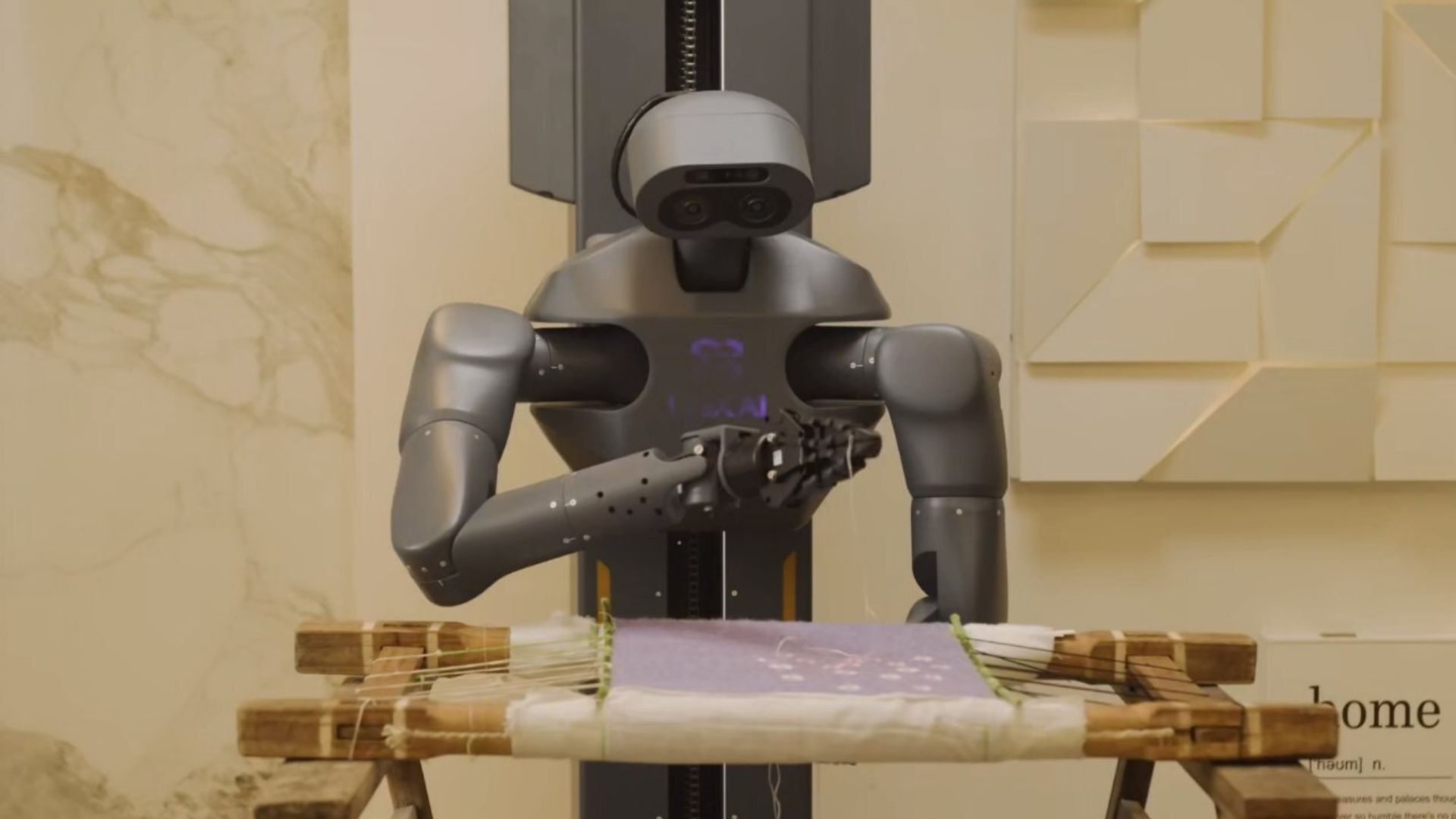 Chinese Company Launches First Commercial Humanoid Robot for Homes