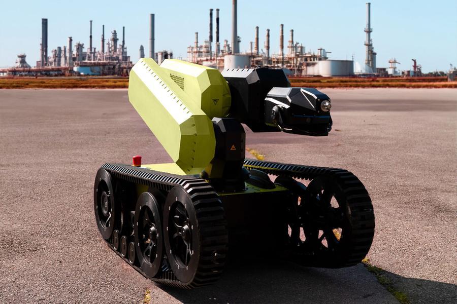 ADNOC Deploys Industry-First Heavy-Duty Robot for Oil Refinery Safety